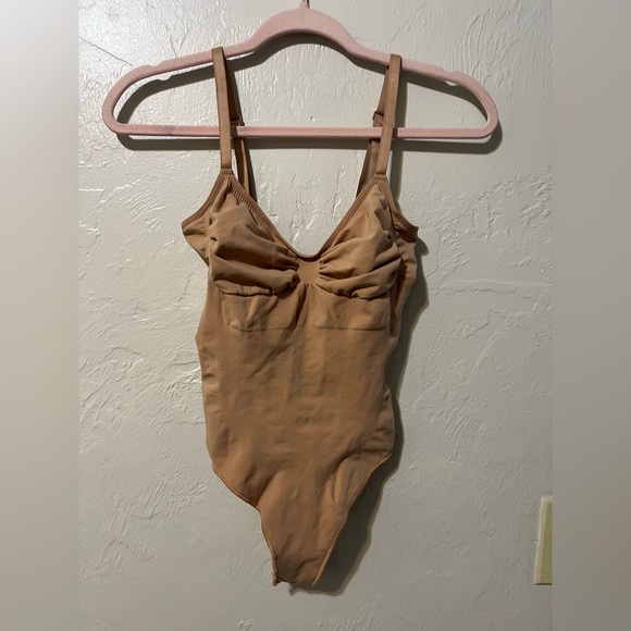 Intimates & Sleepwear Skims Low Back Sculpting Bodysuit Poshmark